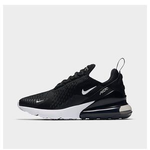 GENTLY USED WOMEN'S NIKE AIR MAX 270 CASUAL SHOES
